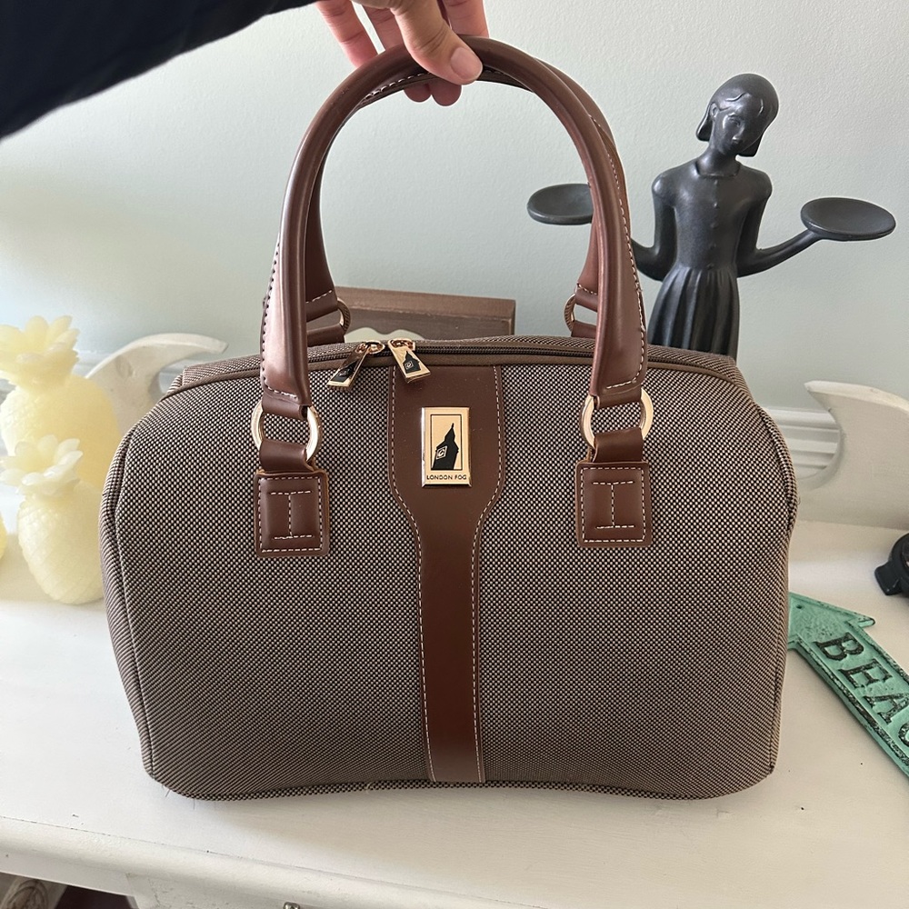 London Fog travel bag 💼
